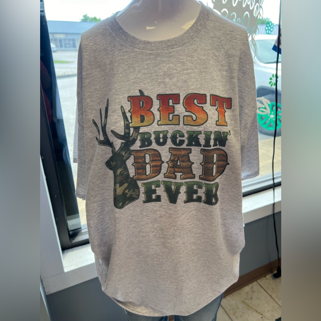 Brand New Gilden 5050 TShirt Best Bucking Dad